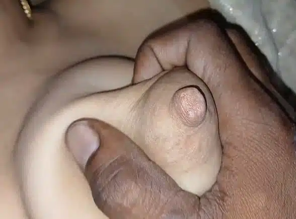 diversión con una virgen india