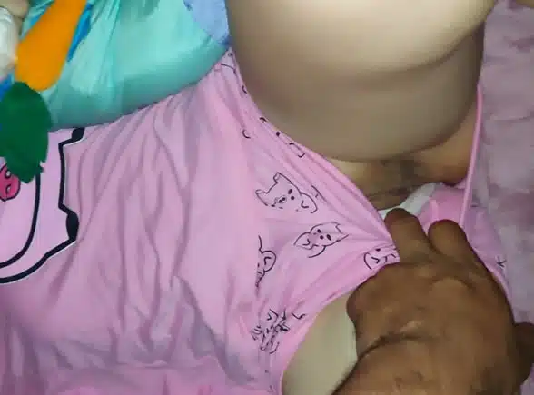 su sobrina se hacía la remolona